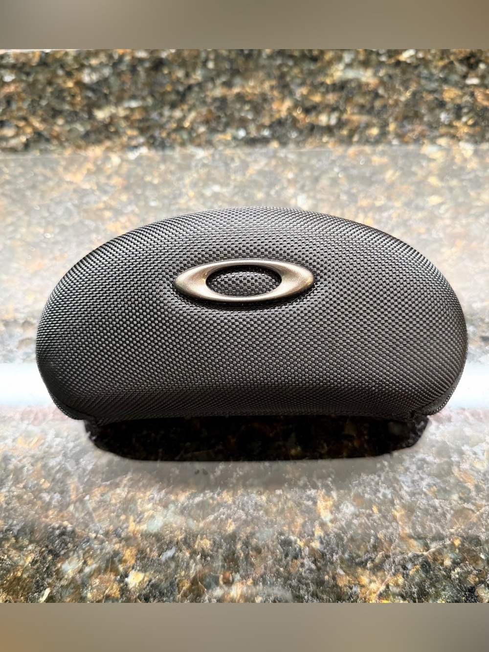 Oakley Sunglass Case Hardshell Black NWOT